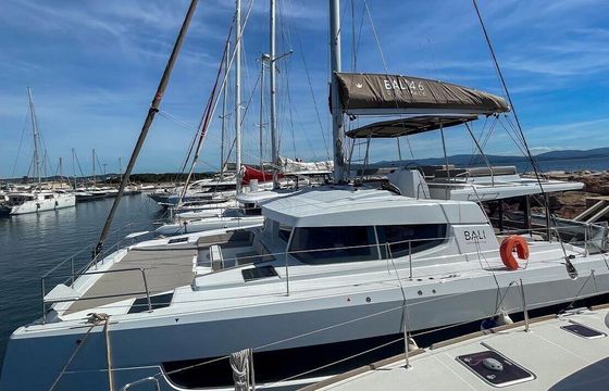 Catamaran 15 BALI 4.6 -TE (4D/1TW/1P) 14m