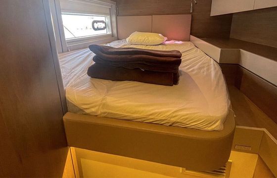 Catamaran 15 BALI 4.6 -TE (4D/1TW/1P) 14m