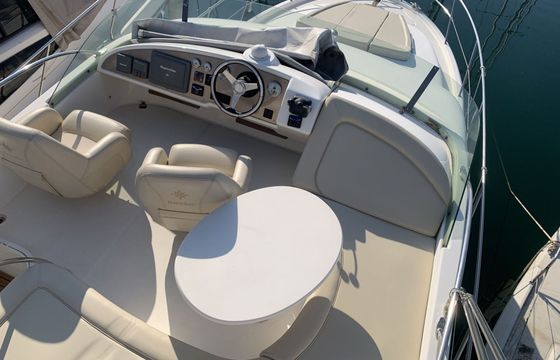 Motorboat Jeanneau Prestige 36 600hp
