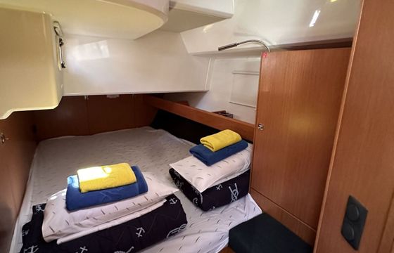 Sailboat Bavaria Cruiser 46 14m
