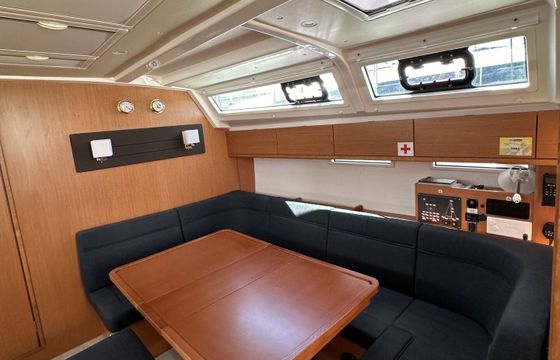 Sailboat Bavaria Cruiser 46 14m