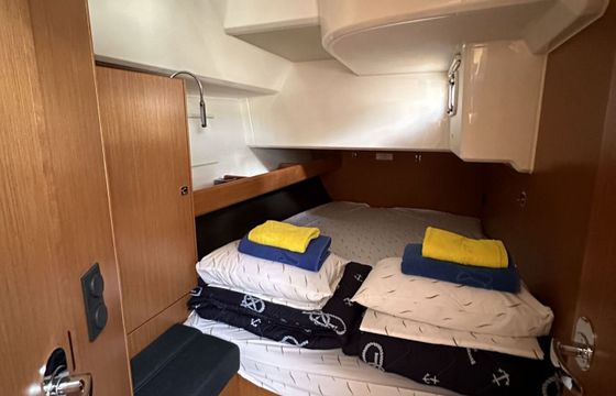 Sailboat Bavaria Cruiser 46 14m