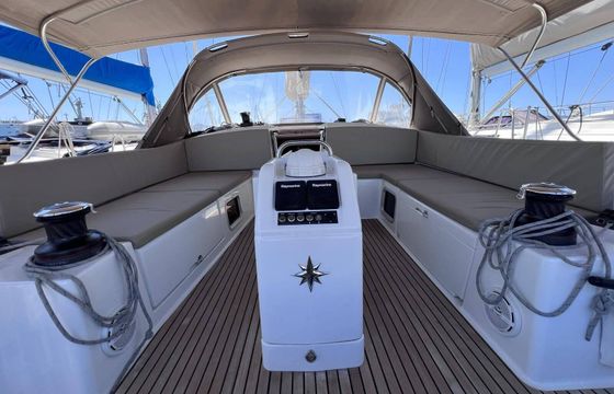 Sailboat Jeanneau Sun Odyssey 490 14.18m