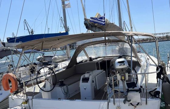Sailboat Jeanneau Sun Odyssey 490 14.18m