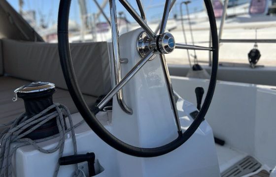 Sailboat Jeanneau Sun Odyssey 490 14.18m