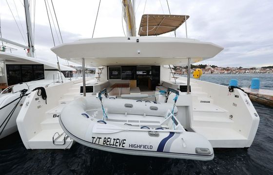 Catamaran DUFOUR 48 14.7m