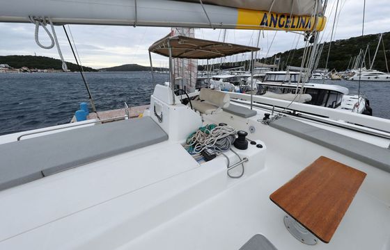 Catamaran DUFOUR 48 14.7m