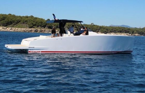 Motorboat TESORO T40 600hp