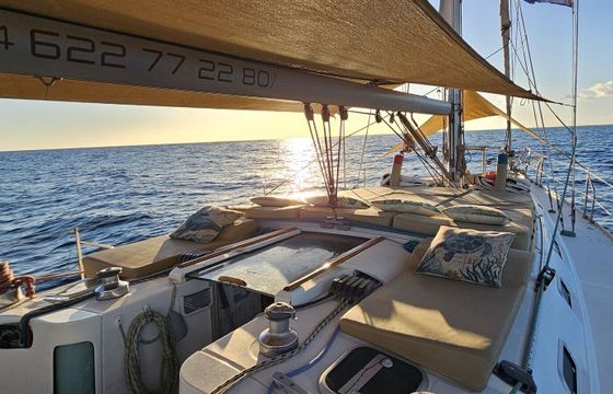 Sailboat Beneteau Oceanis Moorings 445 13.5m