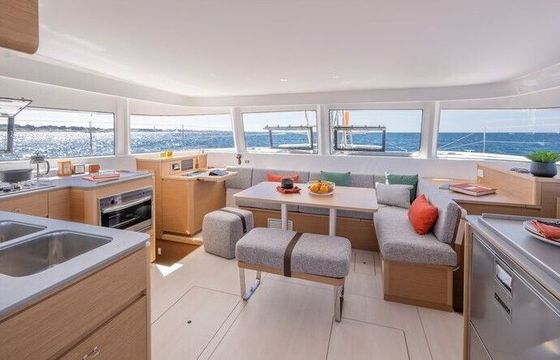 Catamaran Excess 14 13.97m