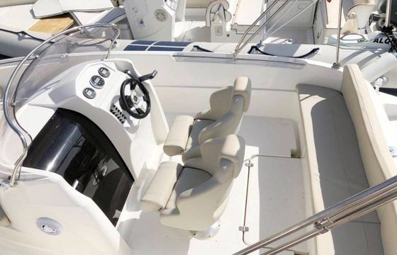 Motorboat REMUS 620 BOAT 620 130hp