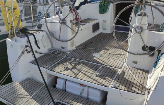 Sailboat Dufour 380 GRAND LARGE 11m