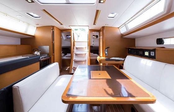 Sailboat Sun Odyssey 469 14m