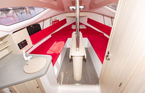 Sailboat NORTHMAN Maxus 22 6.25m