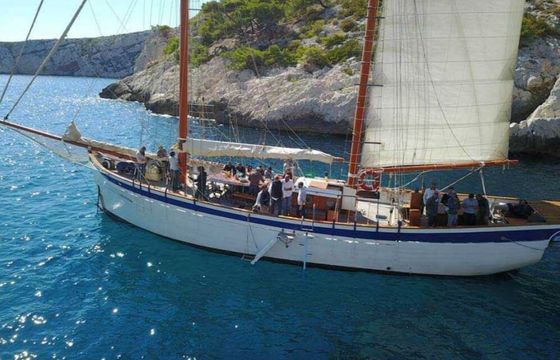 Sailboat Goelette 27 27m