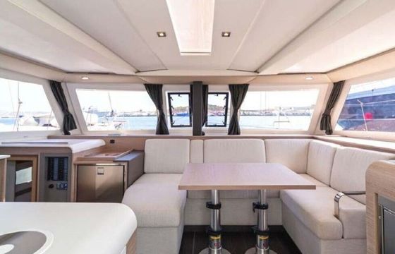 Catamaran Isla 40 11m