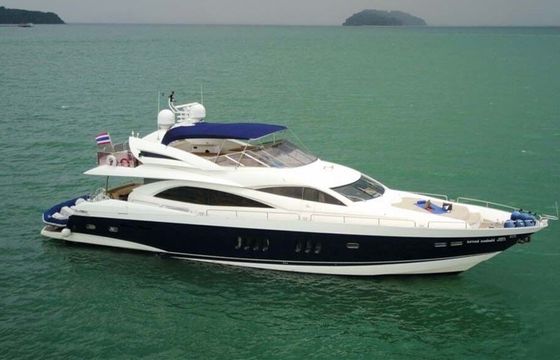 Motor yacht Sunseeker 90 4000hp
