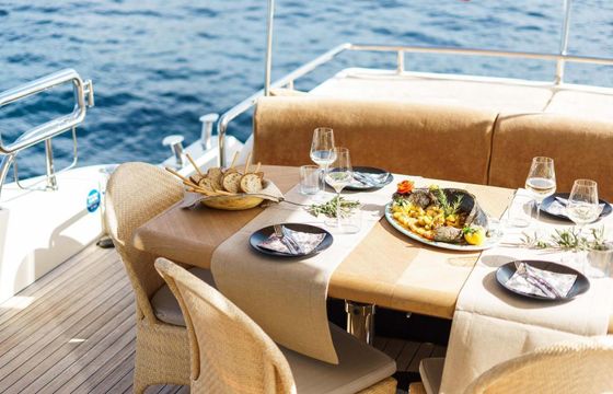 Motor yacht Alalunga Sport 85x 4800hp