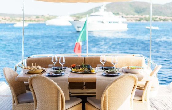 Motor yacht Alalunga Sport 85x 4800hp