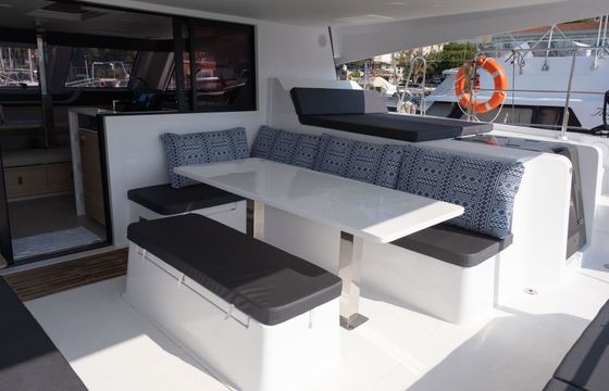 Catamaran Aventura 45 13m