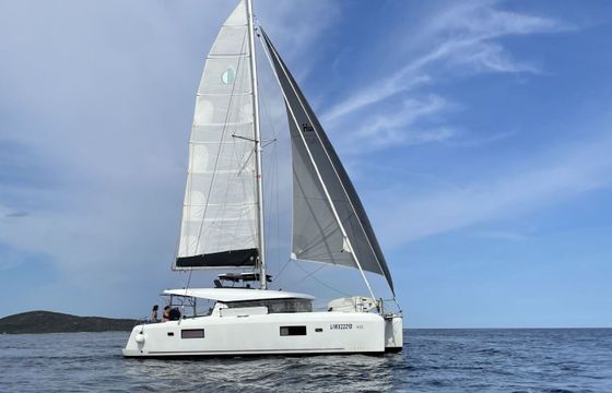 Catamaran Lagoon 42 12.7m