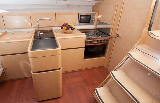 Sailboat BENETEAU FIRST 45 14.07m
