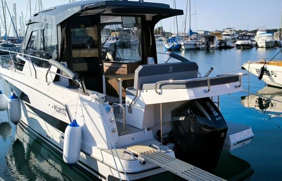 Motorboat Nautic Yachts N880 225hp