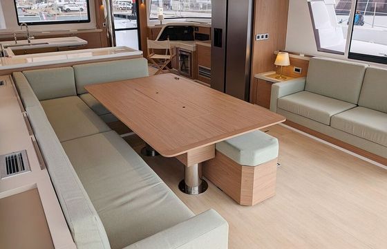 Catamaran Catana Group Bali 5.4 - 6 + 2 cab. 16m