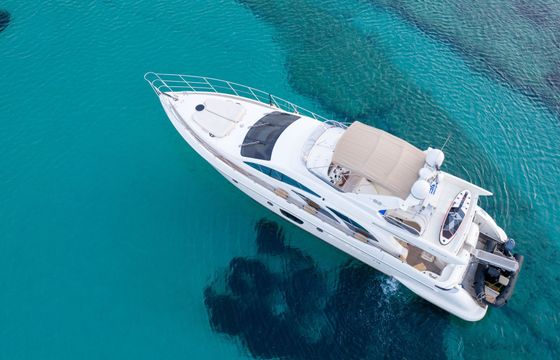 Motorboat Azimut 62 2030hp