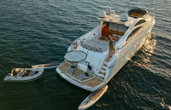 Motor yacht Sunseeker 72 Predator 3100hp