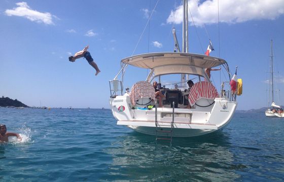 Sailboat Beneteau Oceanis 45 14.5m