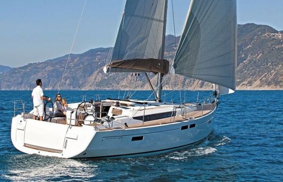 Sailboat Jeanneau Sun Odyssey 519 15.75m