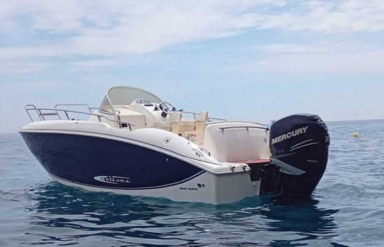 Motorboat Manò Marine 23.10 wa 300hp