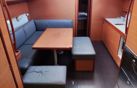 Sailboat DUFOUR 460 GL 14.15m