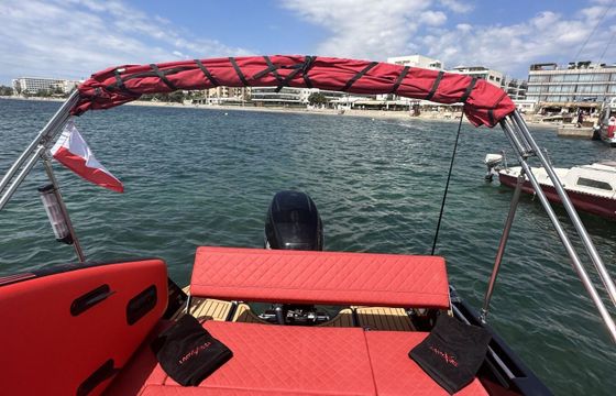 Motorboat Black boat Black RUBY 300hp