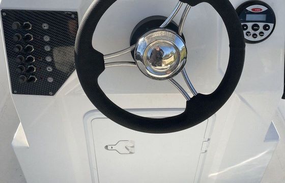 Boat without licence  Trimarchi Nica 5.30 40hp