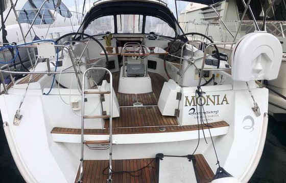 Sailboat Jeanneau Sun Odyssey 49i 14.73m