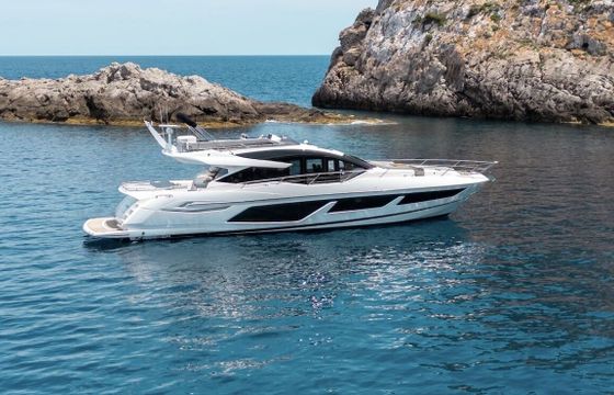 Motor yacht Sunseeker 74 Sport Yacht 3800hp
