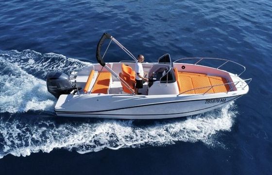 Motorboat Quicksilver 675 Open 150hp