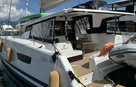 Catamaran FOUNTAINE PAJOT ISLA 40 11m