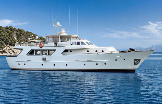 Motorboat CODECASA GENTLEMAN'S YACHT 874hp