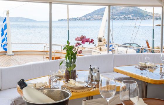 Motorboat CODECASA GENTLEMAN'S YACHT 874hp
