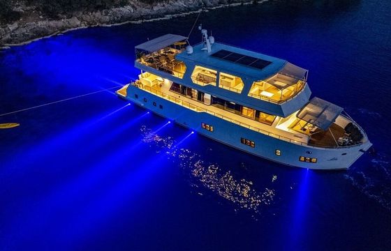 Motorboat Custom Build 2025 900hp