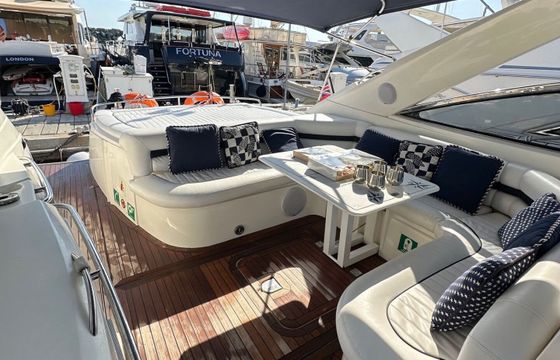 Motor yacht Sunseeker 50 Camargue 1200hp