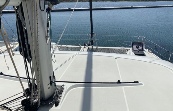Catamaran Lagoon 42 12.8m