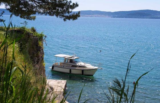 Motorboat Beneteau Antares 750 105hp
