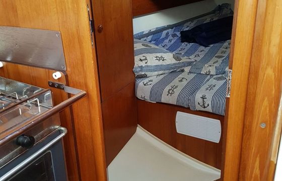 Sailboat JEANNEAU SUN ODYSSEY 40 12.3m