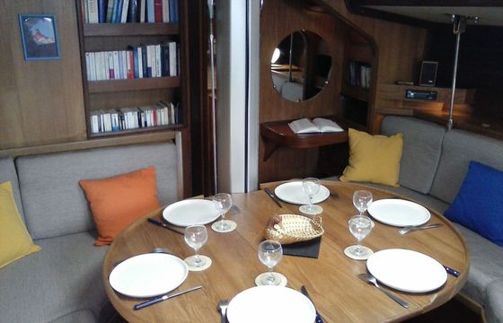 Sailboat BENETEAU FIRST 456 14.2m