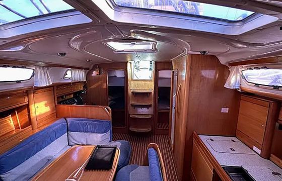 Sailboat BAVARIA 39 CRUISER 11.89m