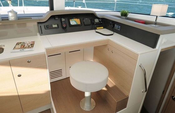 Catamaran Catana Bali 4.1 - 3 + 1 cab. 12.12m